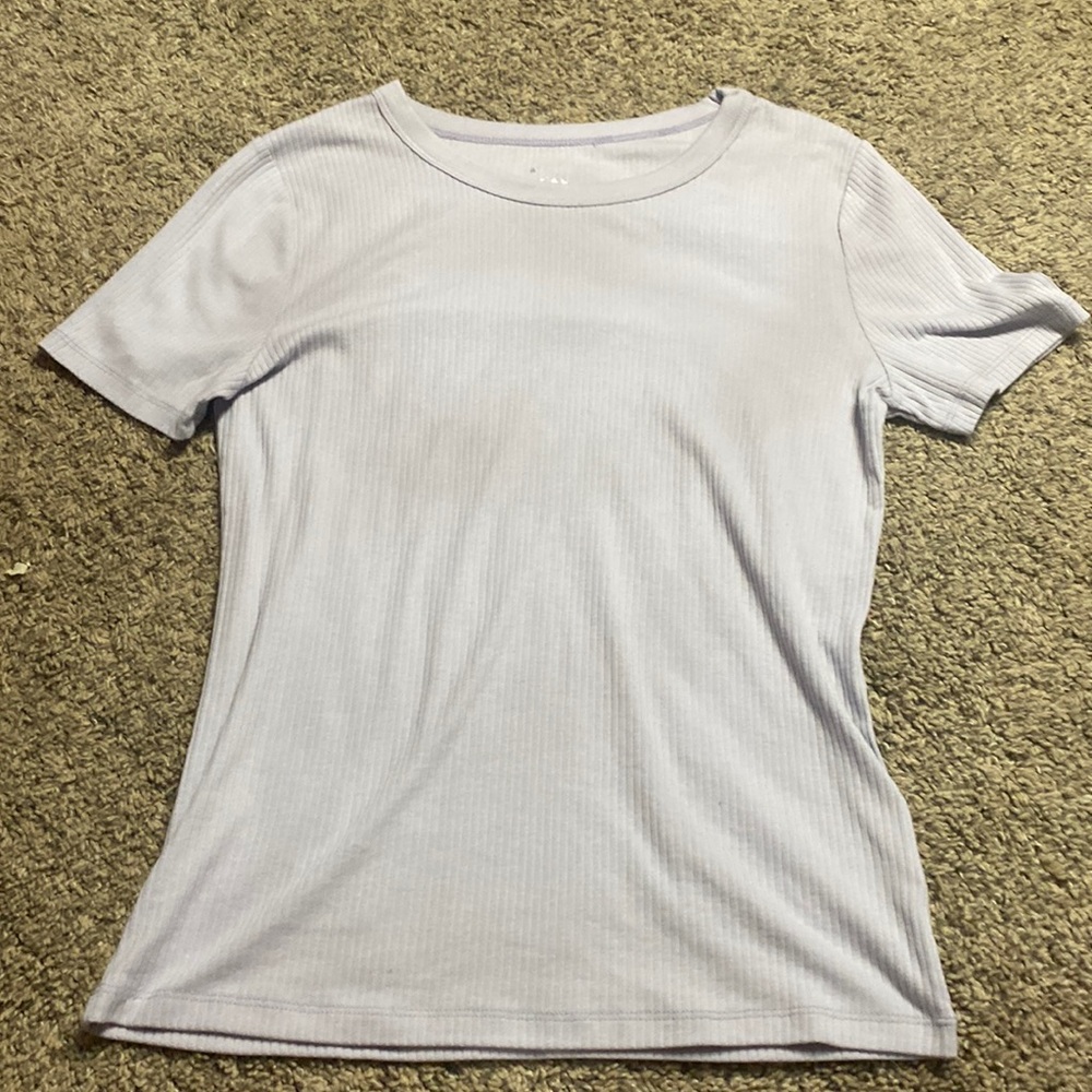 Medium, light purple top!!